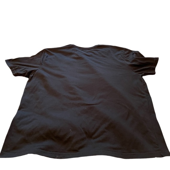 Under Disguise-Undisputed Champ-Ultimate Mixed Combat Pull over Graphic Tee-XL - Picture 6 of 7